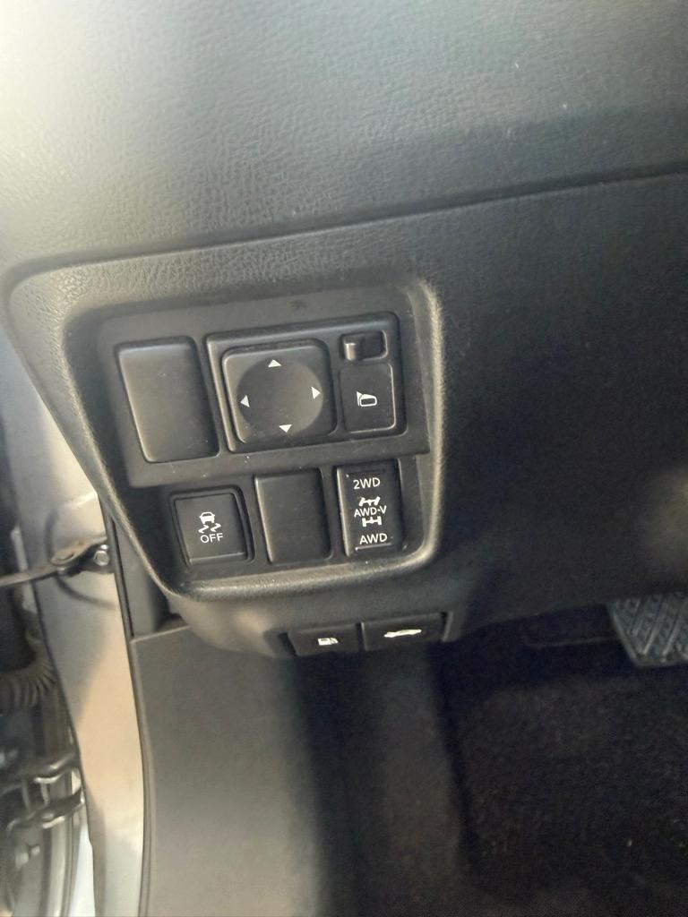 Nissan Juke S AWD 2013