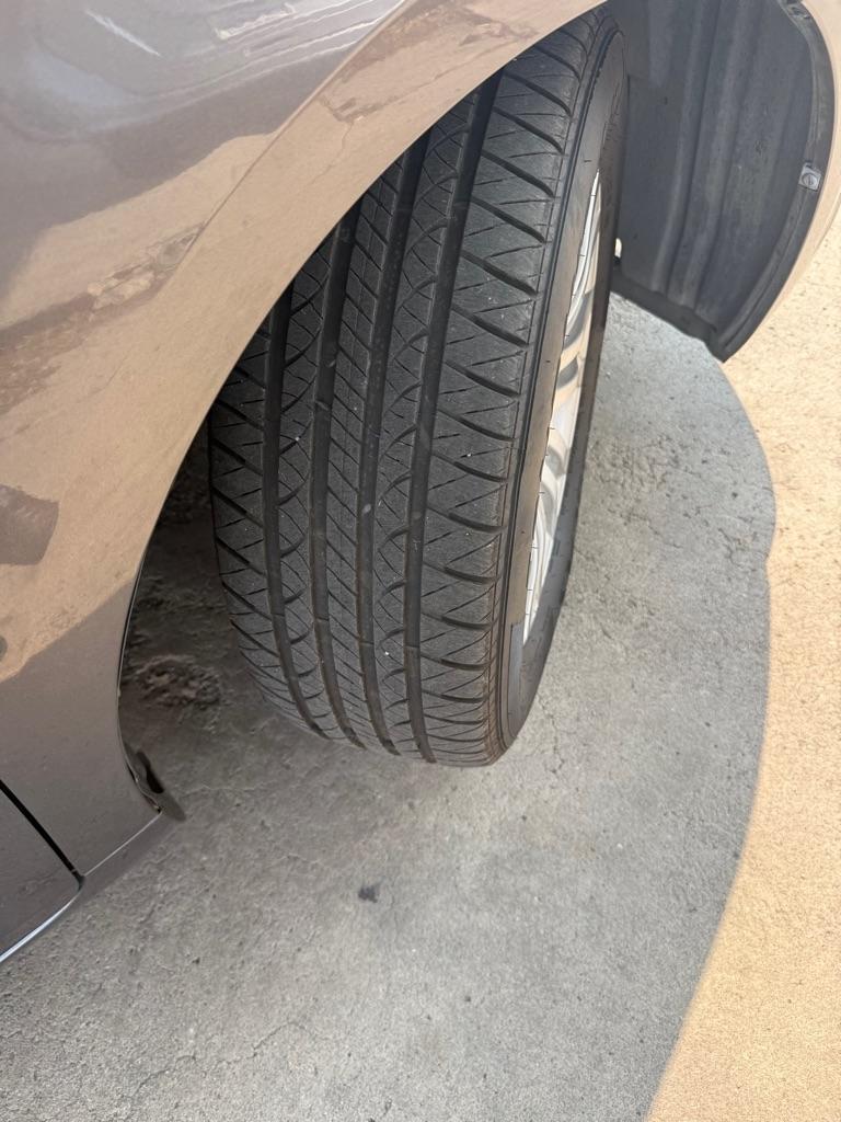 Toyota Sienna XLE FWD 8-Passenger V6 2013