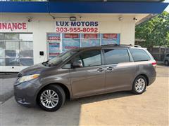 2013 Toyota Sienna 