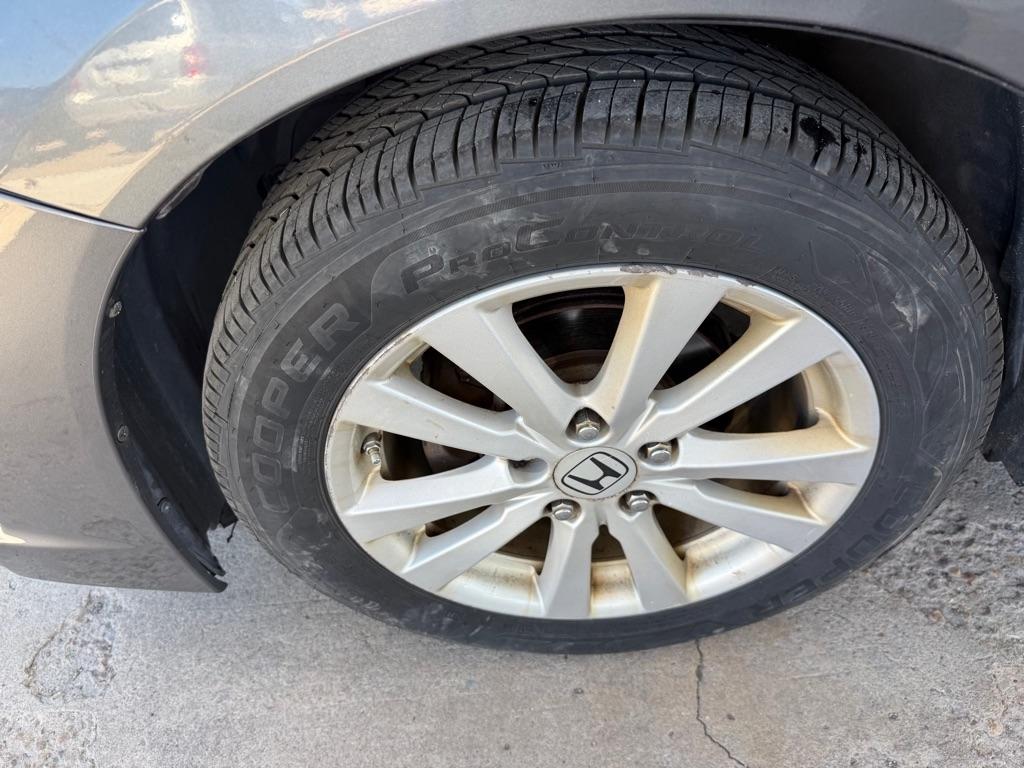 Honda Civic EX Coupe 5-Speed AT 2012