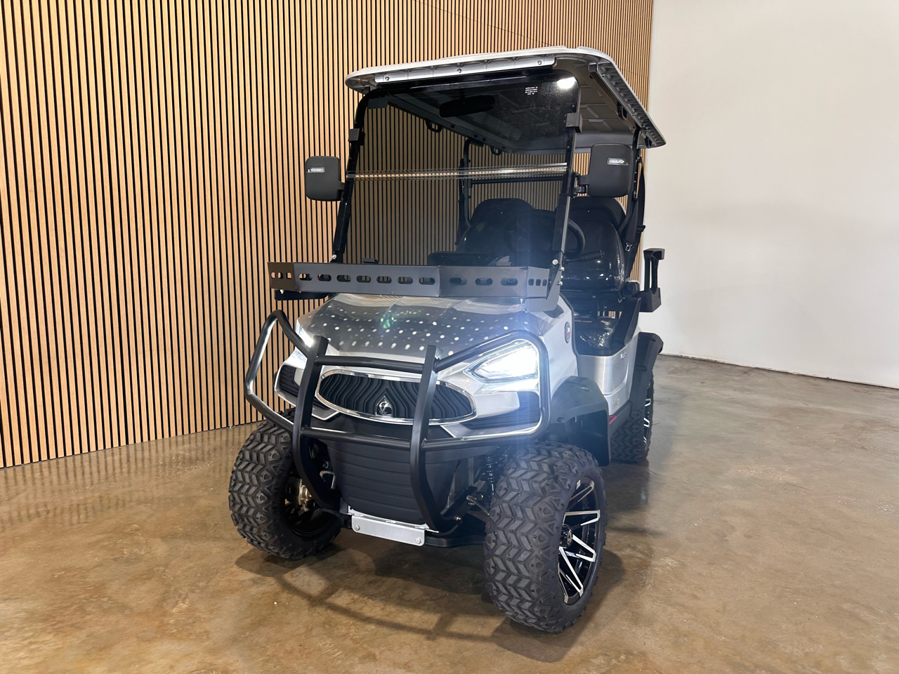 2024 VCarts VC Cruiser 4 seat - Silver exterior view 4