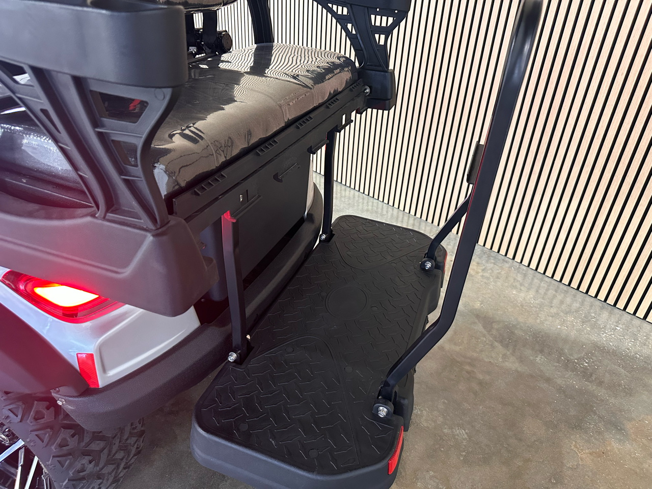 2024 VCarts VC Cruiser 4 seat - Silver exterior view 14