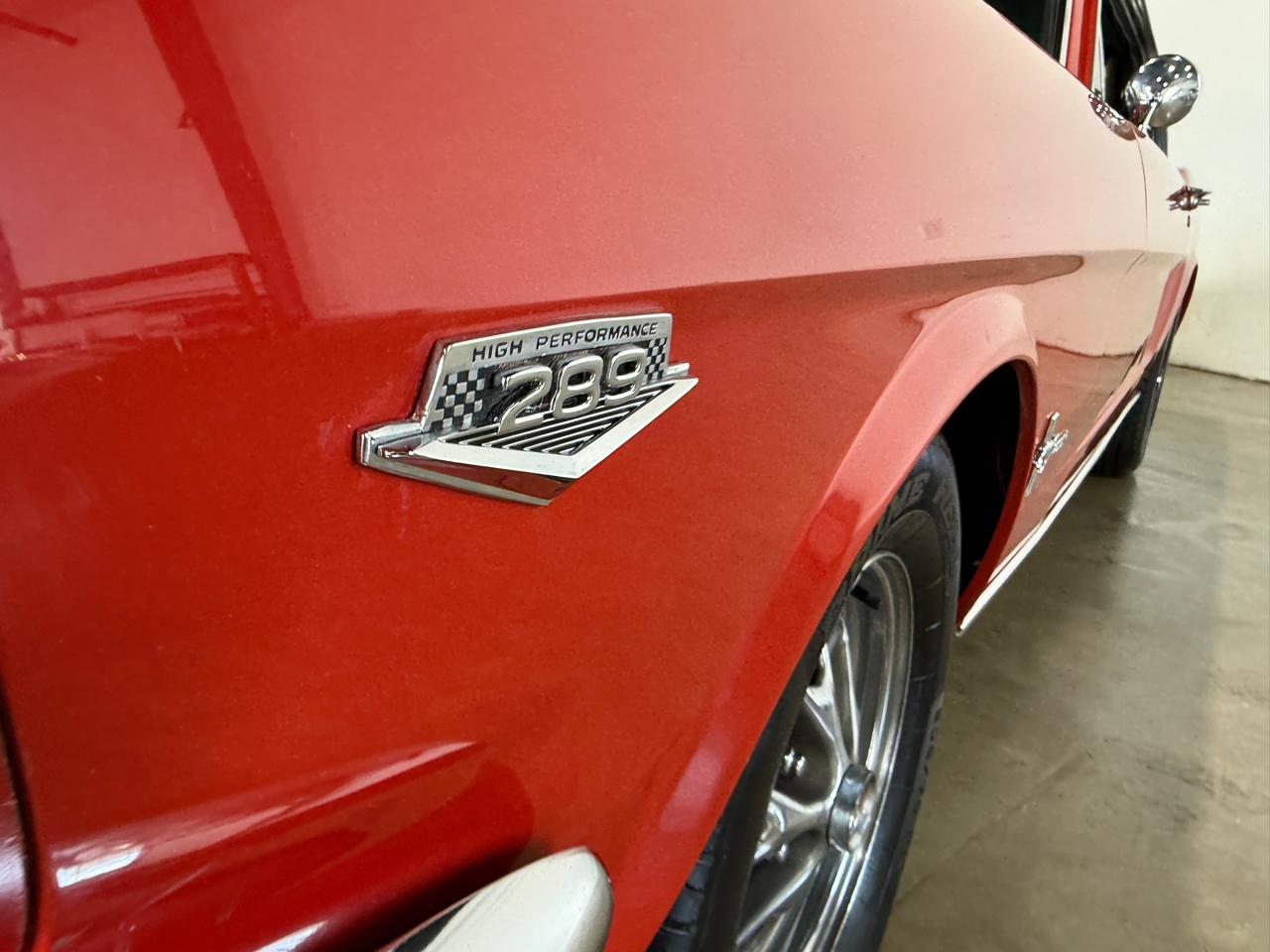 1965 Ford Mustang Fastback K-Code - Red exterior view 5