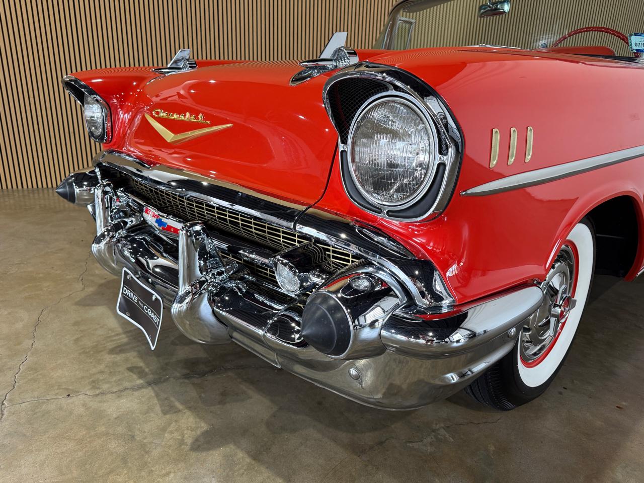 1957 Chevrolet BelAir - Red exterior view 18