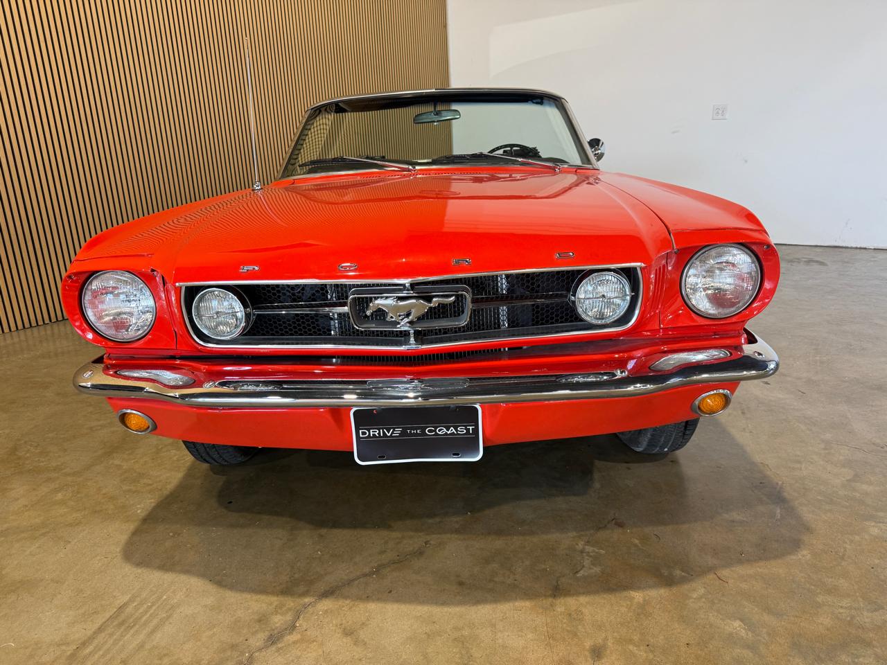 1965 Ford Mustang - Red exterior view 7