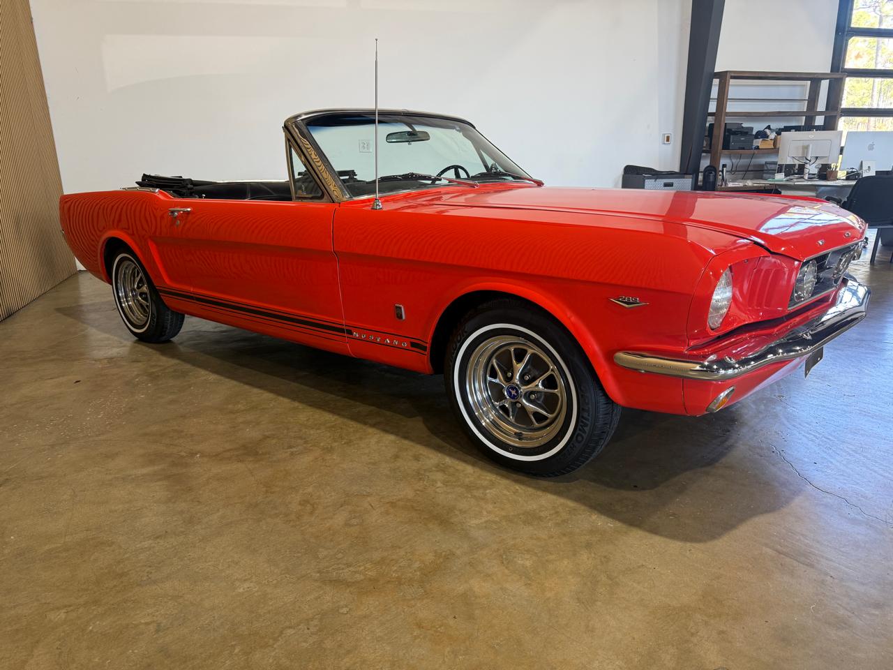 1965 Ford Mustang - Red exterior view 2