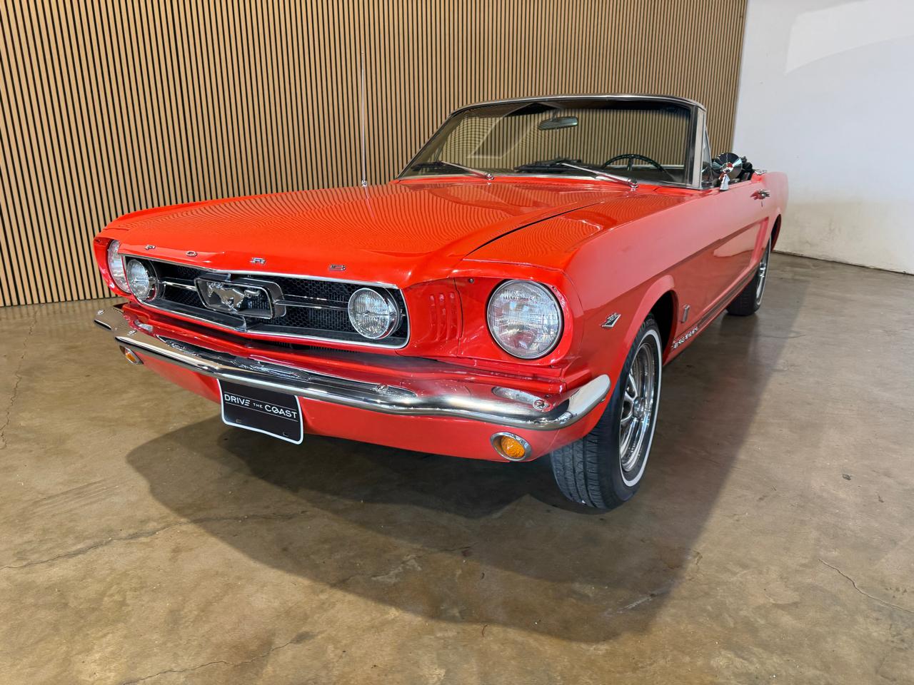 1965 Ford Mustang - Red exterior view 4