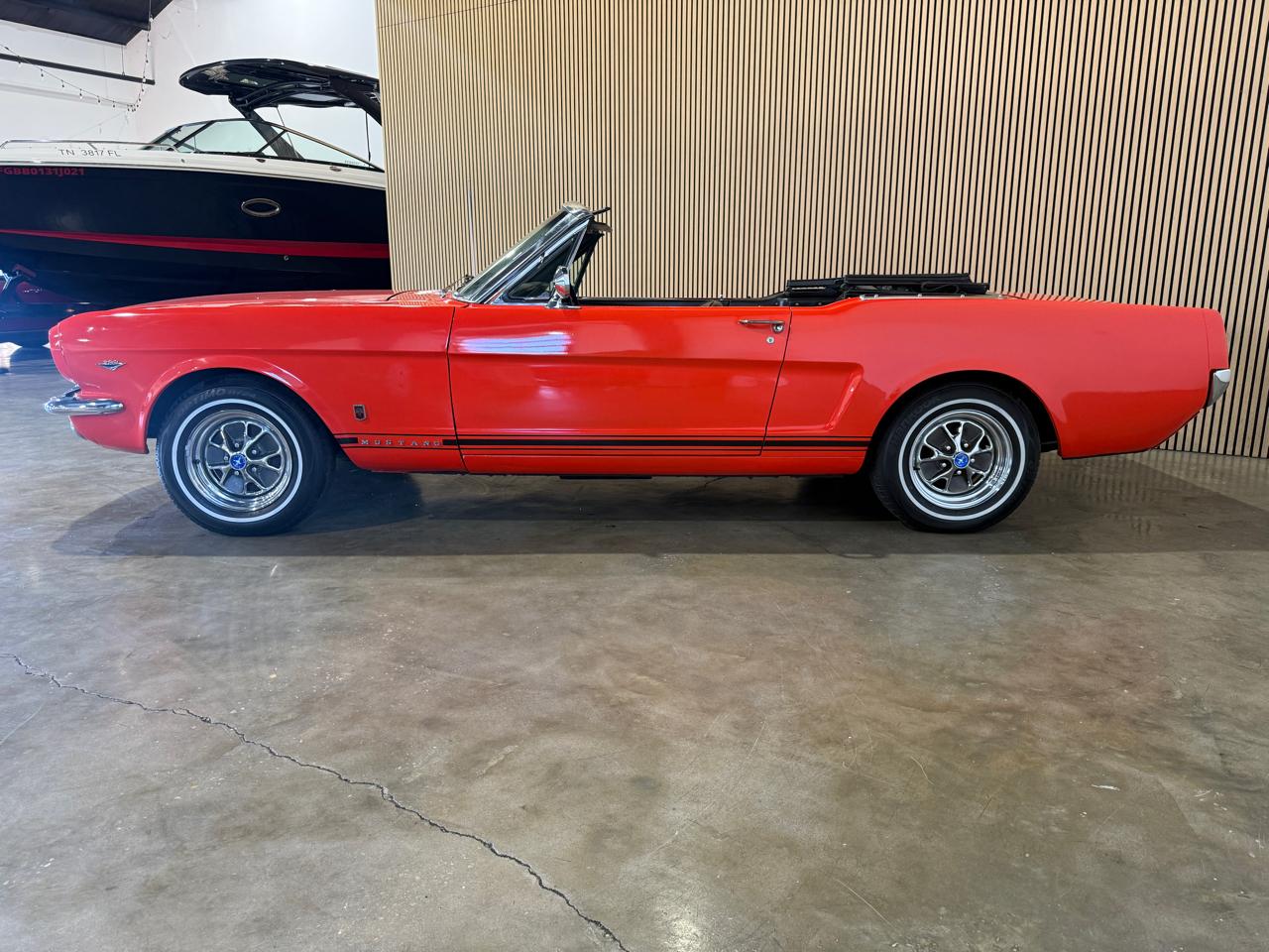 1965 Ford Mustang - Red exterior view 19