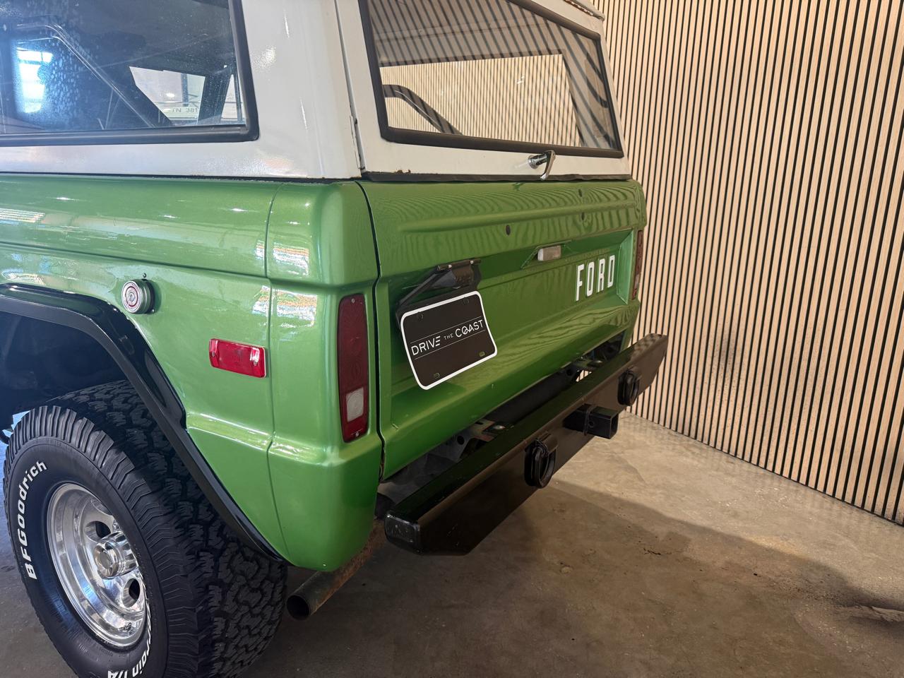 1973 Ford Bronco - Dark Green exterior view 19