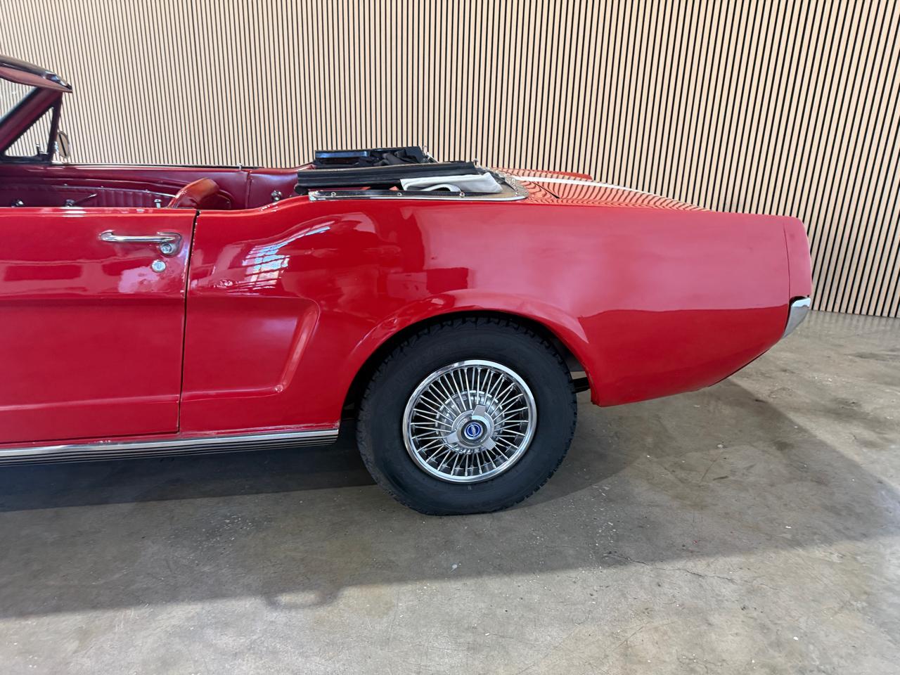1965 Ford Mustang 2dr Conv - Red exterior view 16