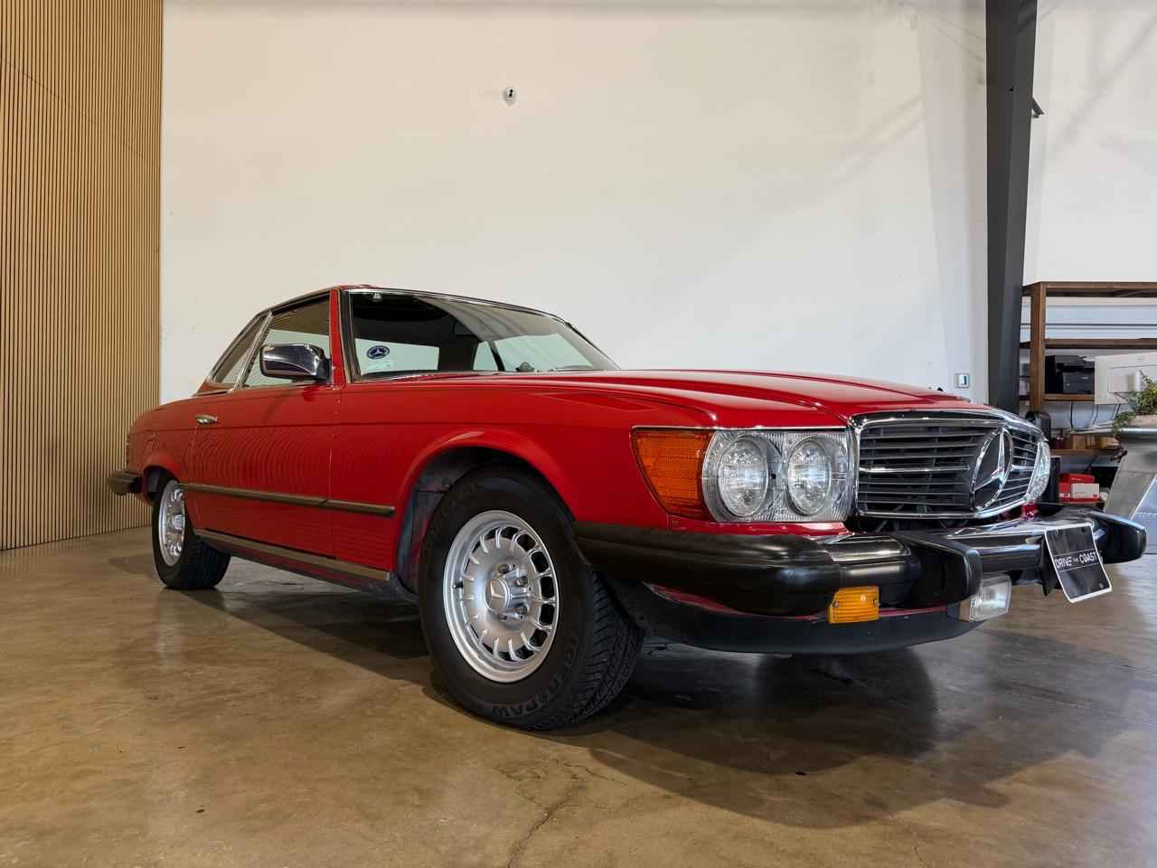 1985 Mercedes-Benz 380SL - Red exterior view 16