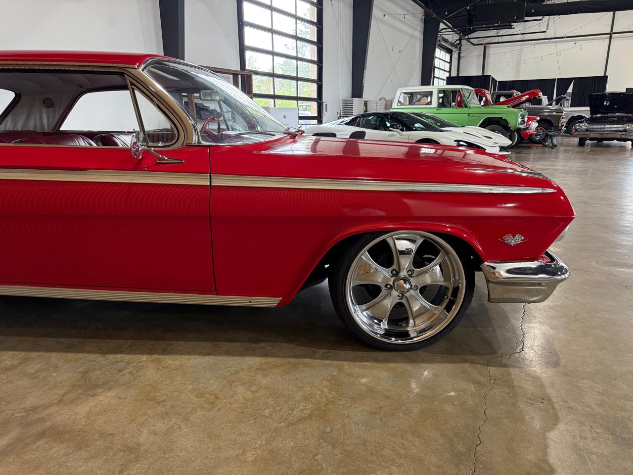 1962 Chevrolet Impala SS - Red exterior view 7