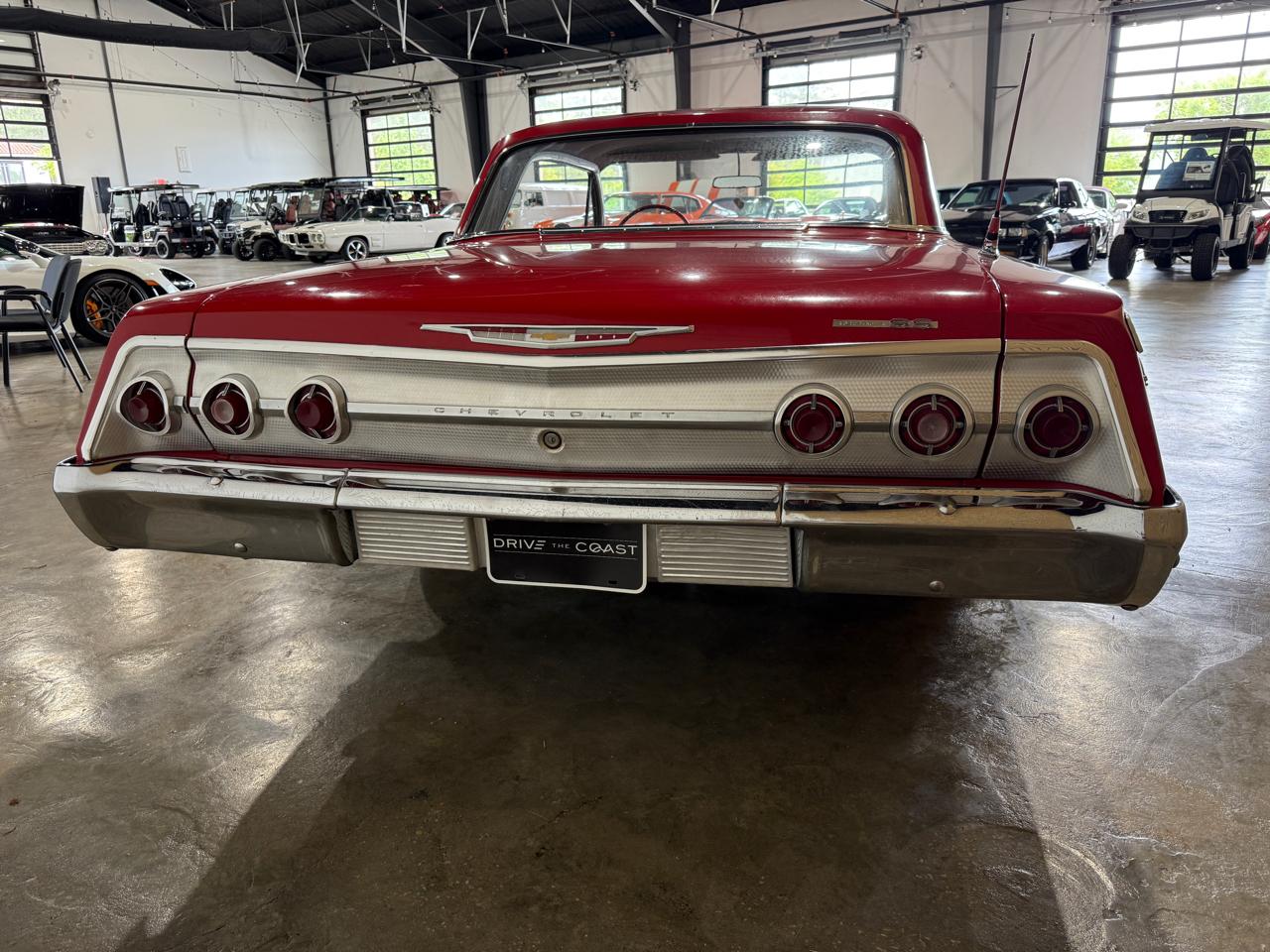 1962 Chevrolet Impala SS - Red exterior view 11
