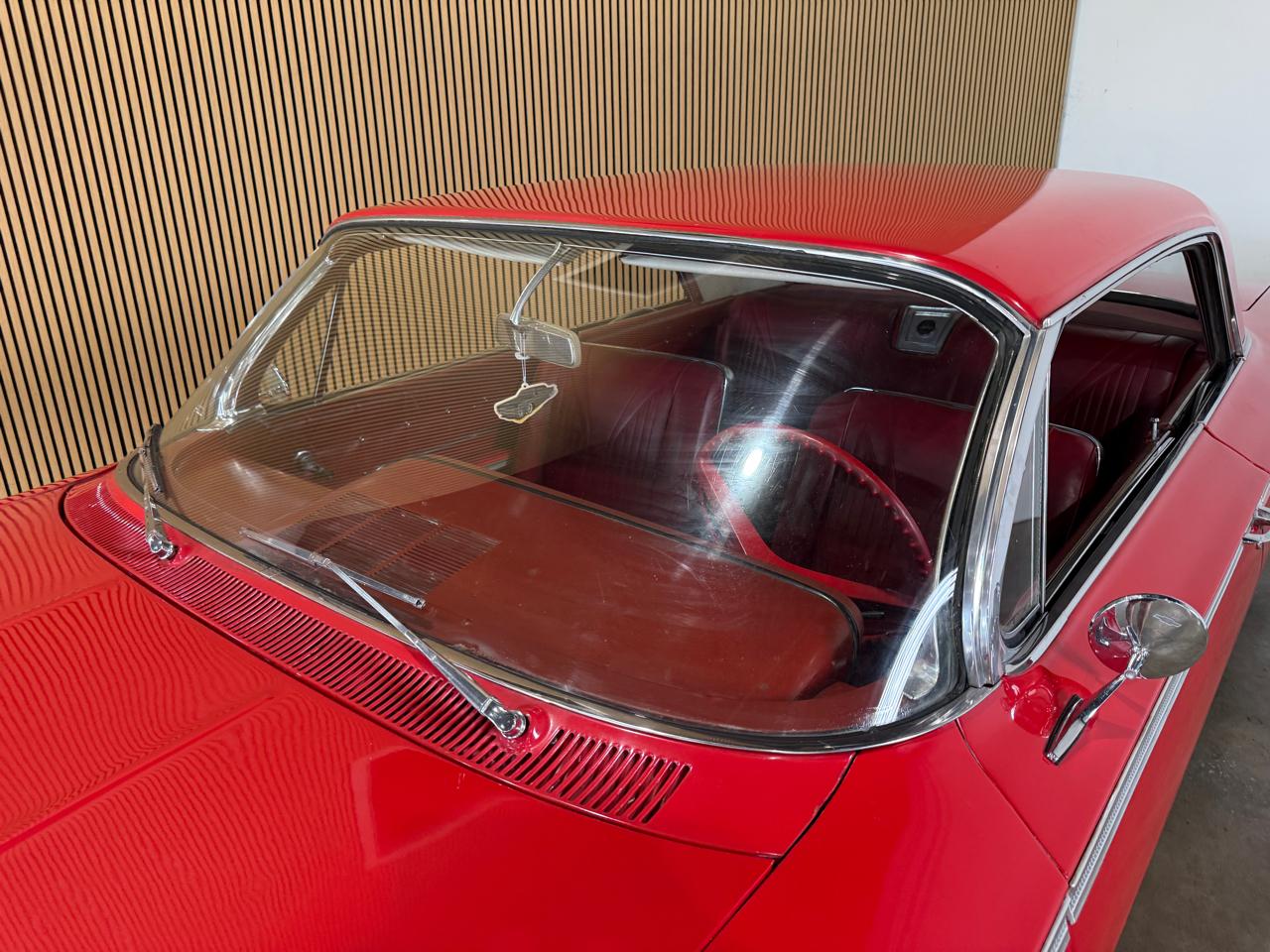 1962 Chevrolet Impala SS - Red exterior view 17