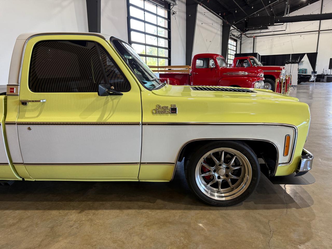 1978 GMC Sierra 1500 - Yellow exterior view 9