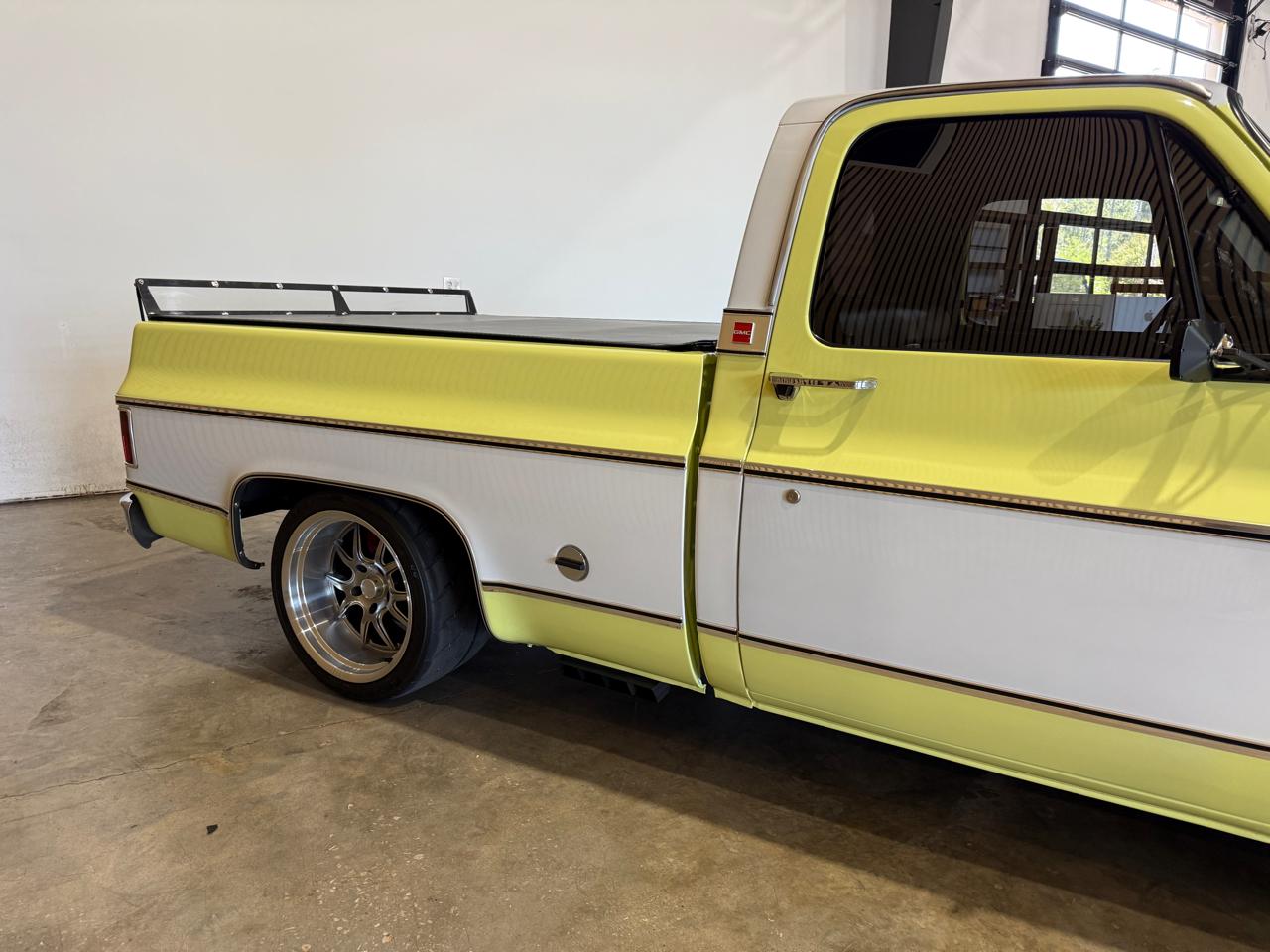 1978 GMC Sierra 1500 - Yellow exterior view 10