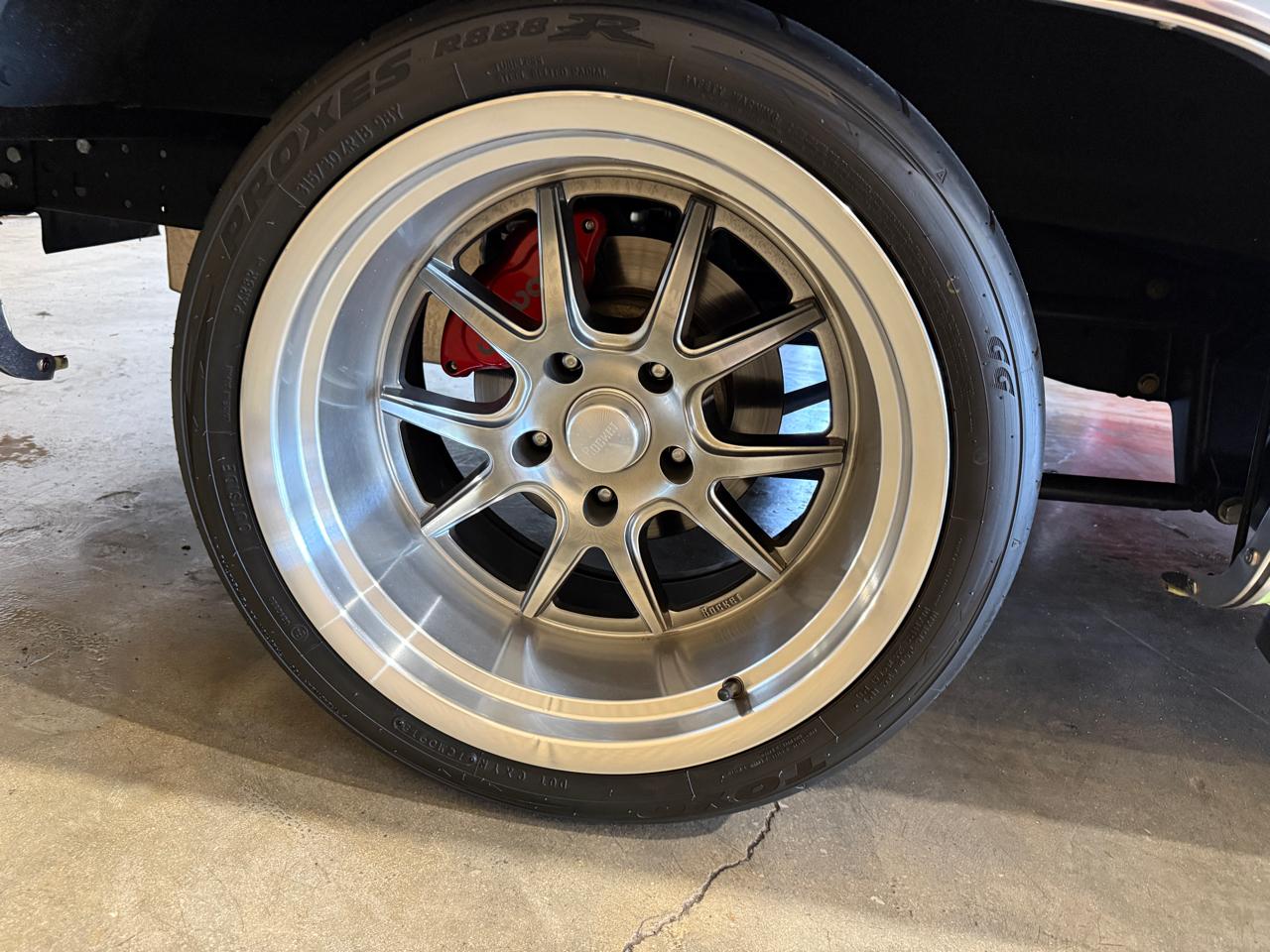 1978 GMC Sierra 1500 - Yellow exterior view 15