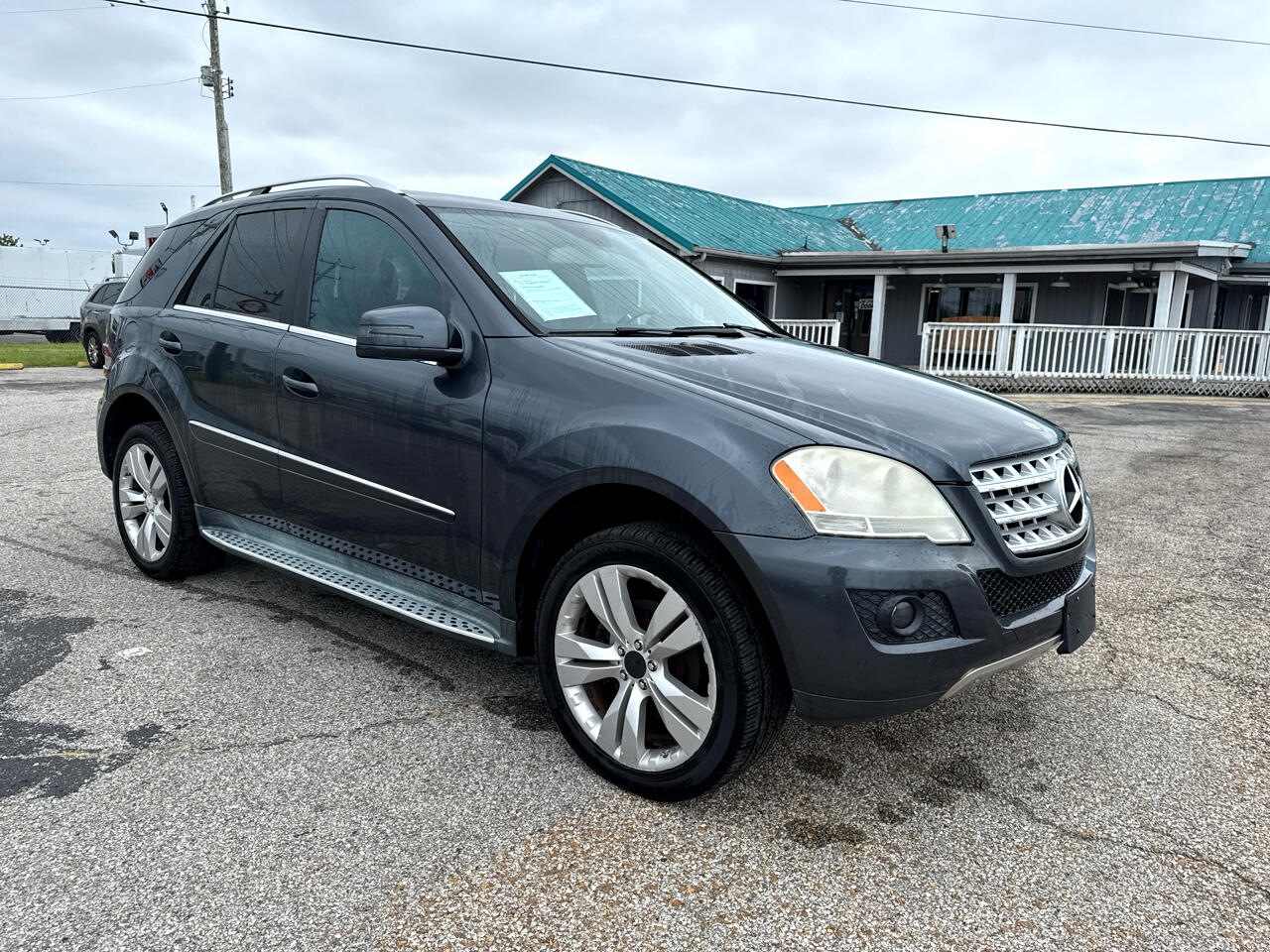 Mercedes-Benz M-Class ML350 4MATIC 2011 Mercedes-Benz M-Class ML350 4MATIC 2011