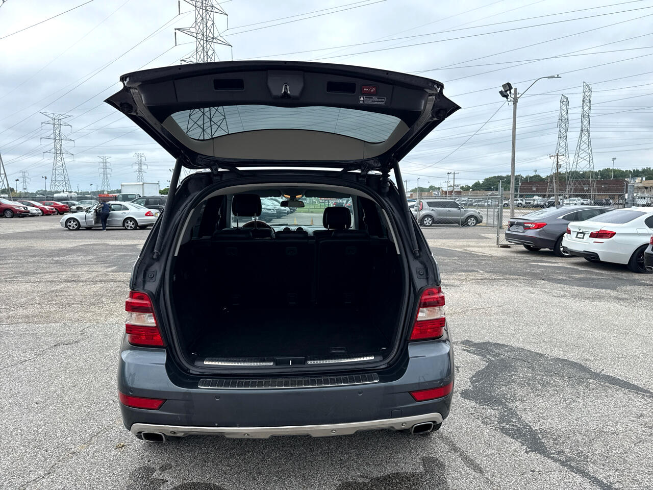 Mercedes-Benz M-Class ML350 4MATIC 2011 Mercedes-Benz M-Class ML350 4MATIC 2011