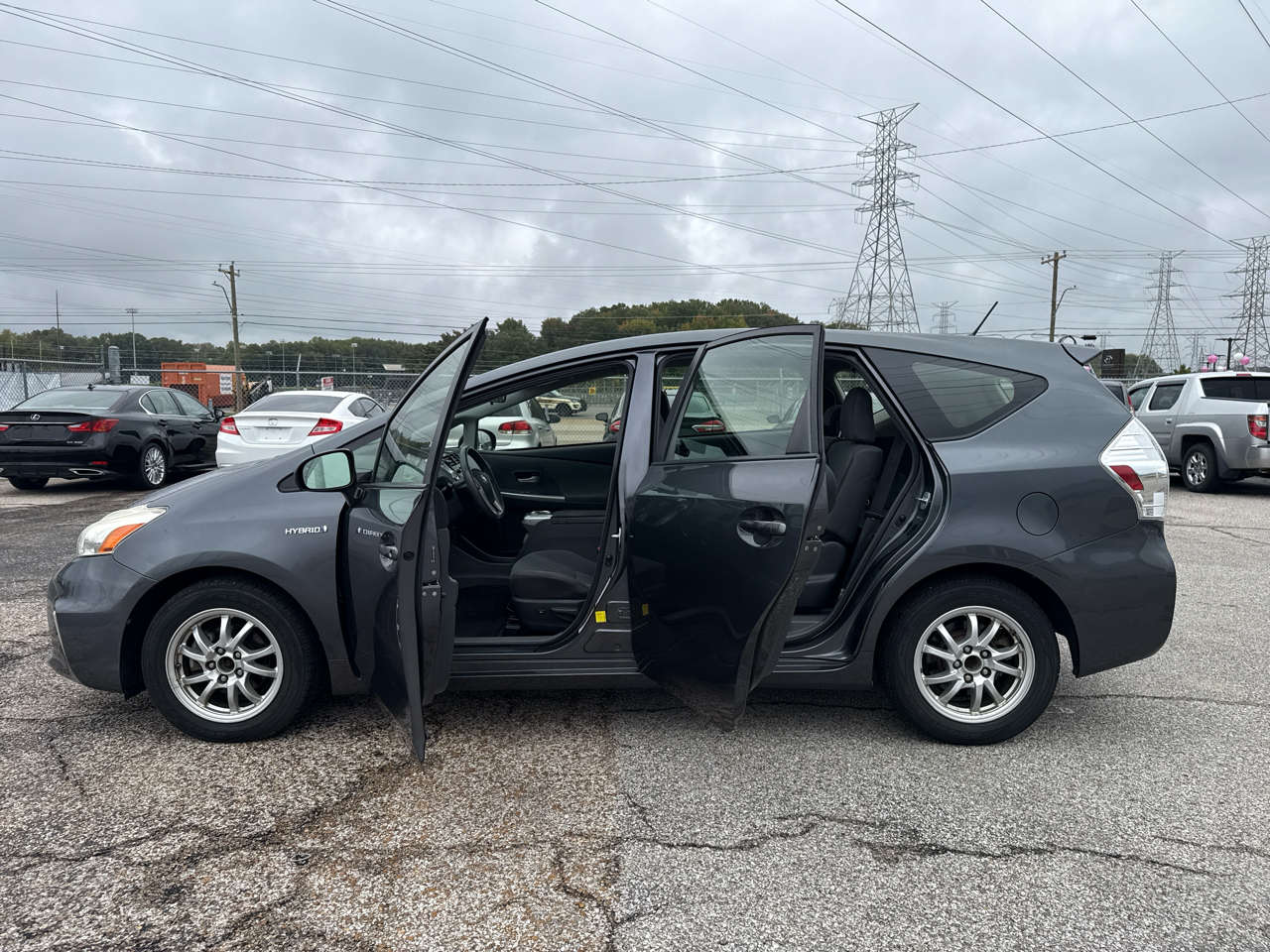 Toyota Prius V Two 2012 Toyota Prius V Two 2012