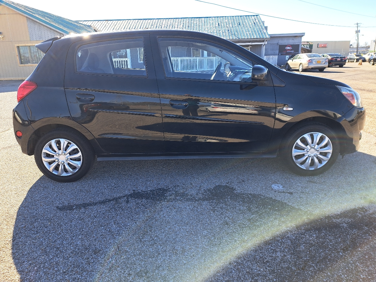 Mitsubishi Mirage ES 2015