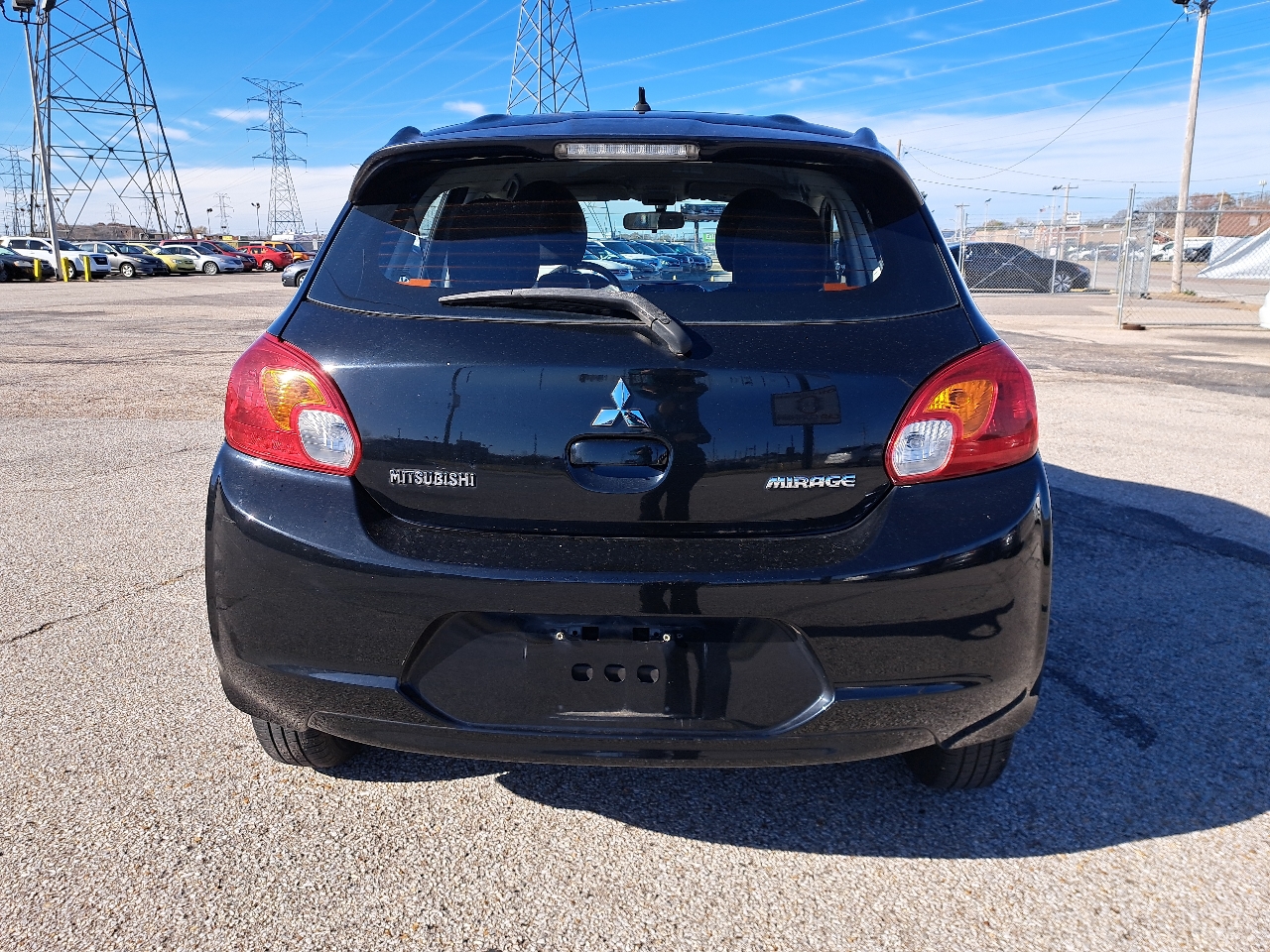 Mitsubishi Mirage ES 2015