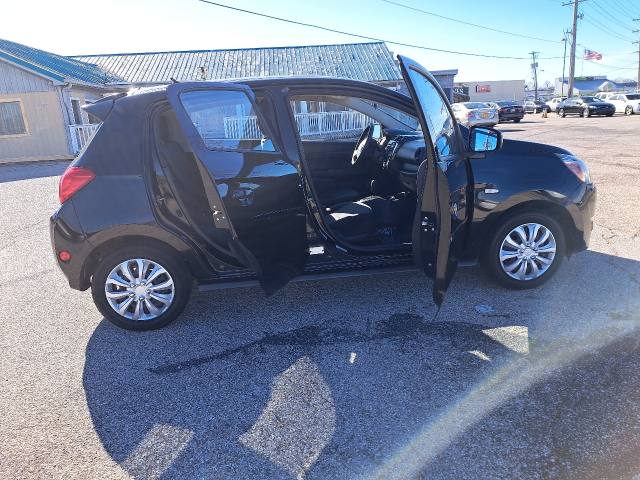 Mitsubishi Mirage ES 2015