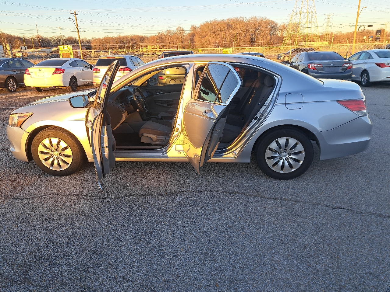 Honda Accord 4-Door Sedan 2010