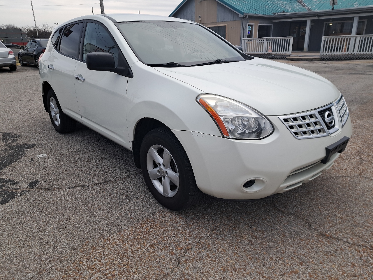Nissan Rogue S 4D SUV AWD 2010