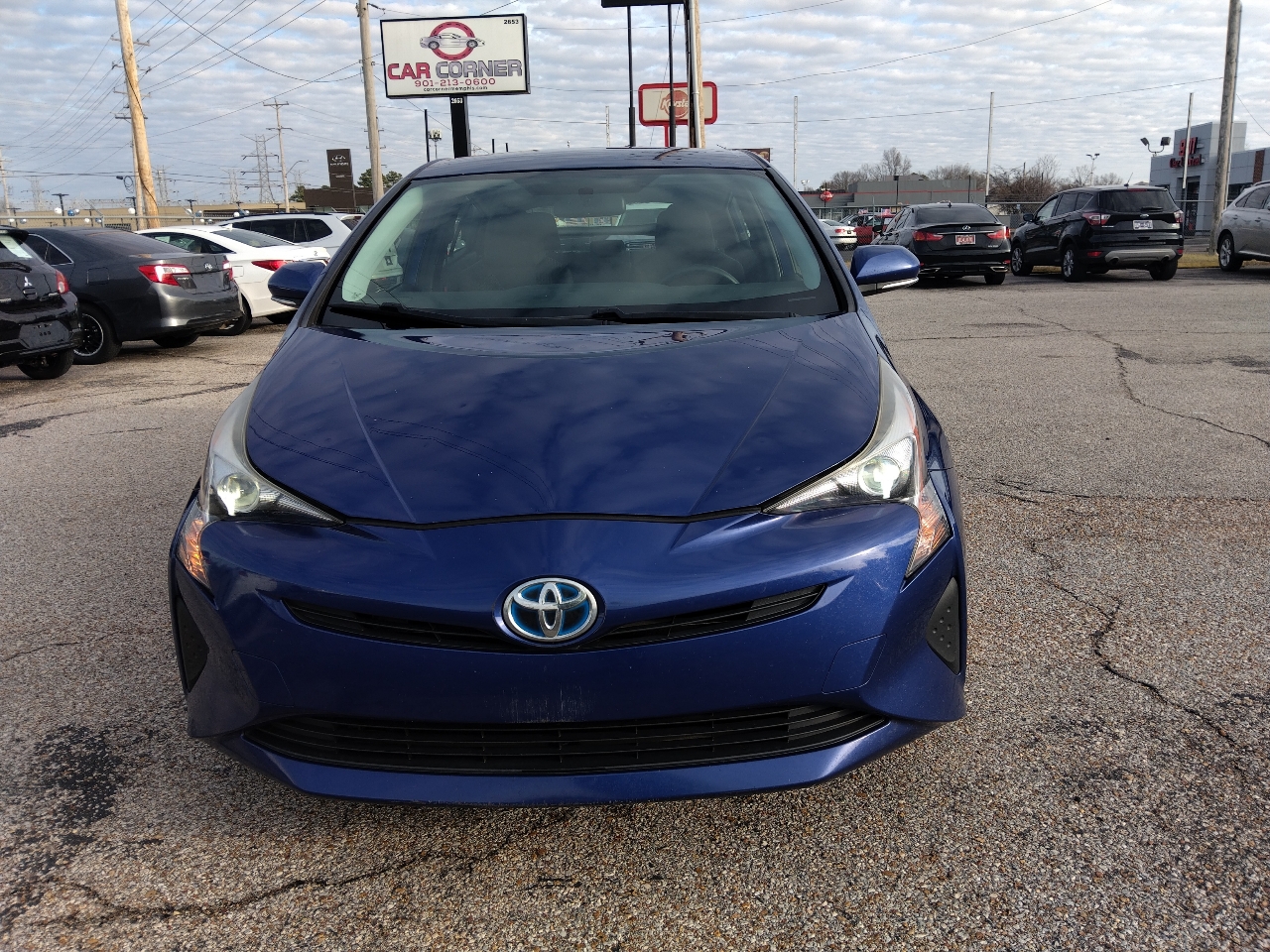 Toyota Prius Two 2016