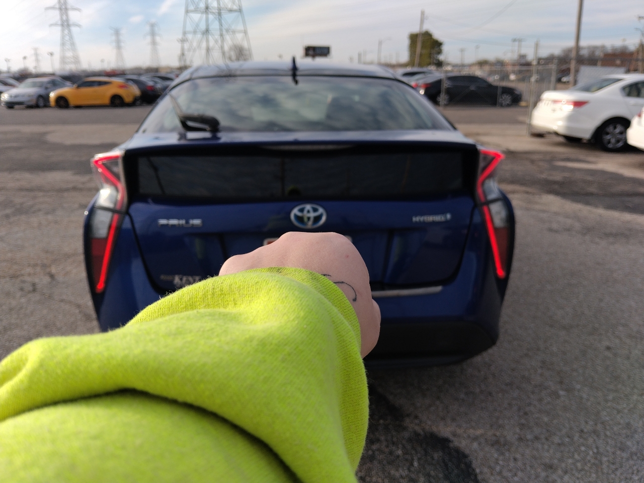 Toyota Prius Two 2016