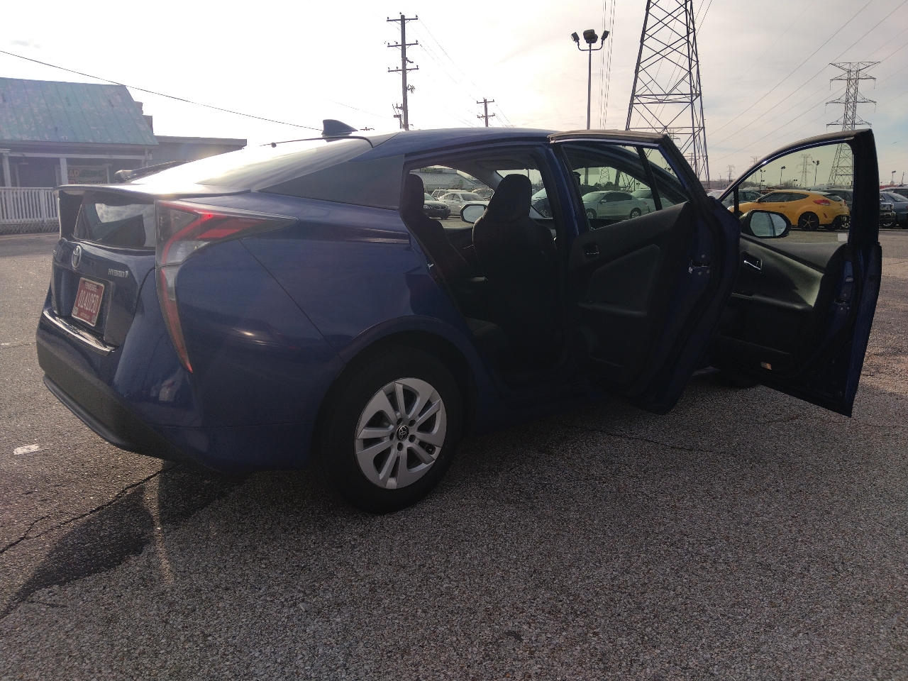 Toyota Prius Two 2016