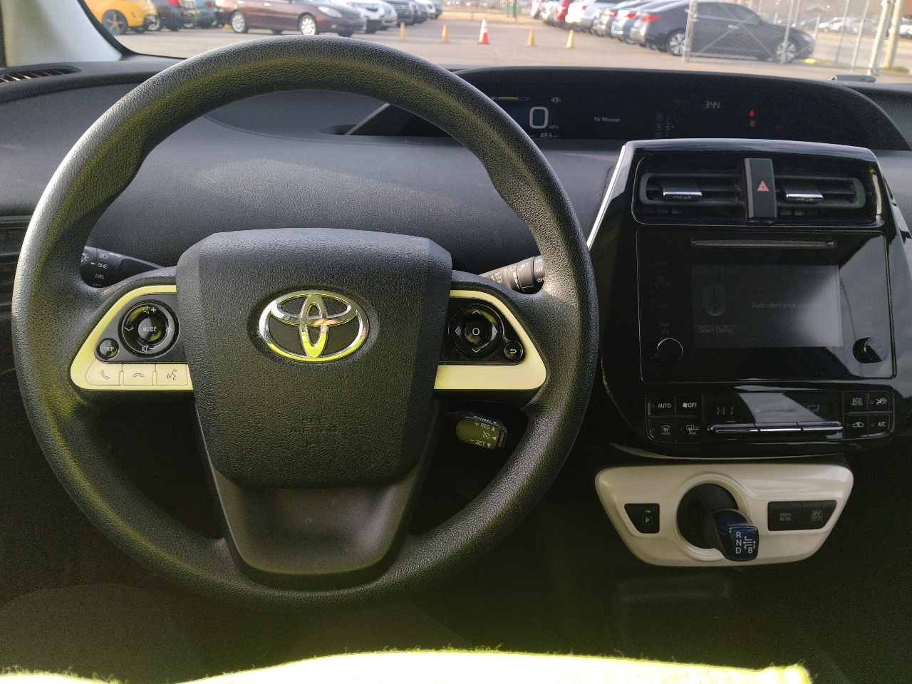 Toyota Prius Two 2016