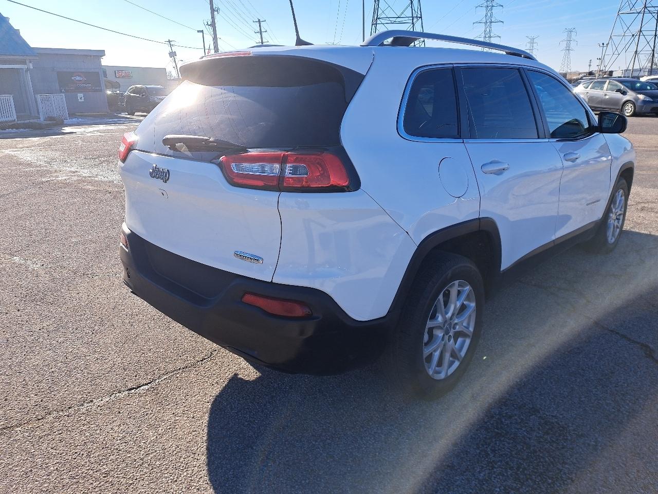 Jeep Cherokee Latitude FWD 2018