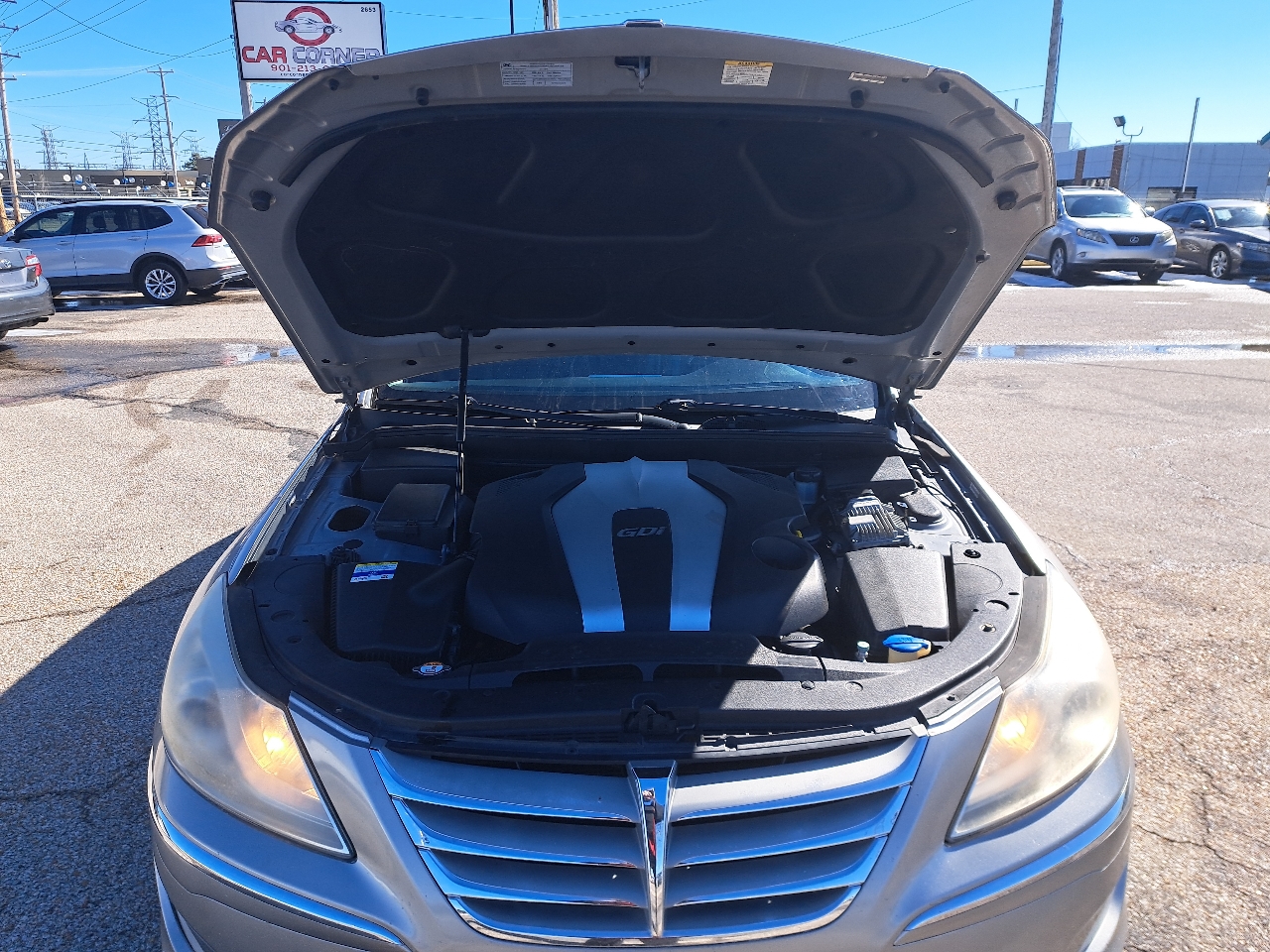 Hyundai Genesis 3.8L V6 4D Sedan 2012