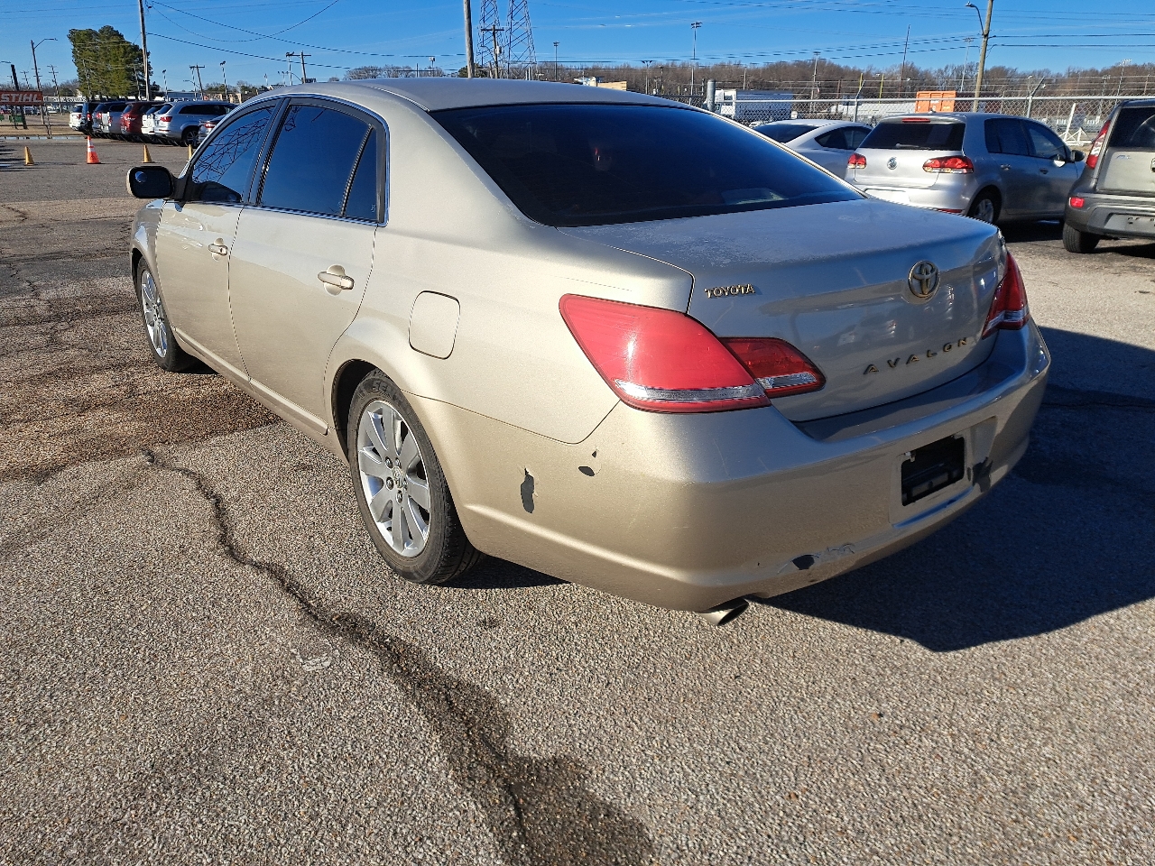 Toyota Avalon XL 2005