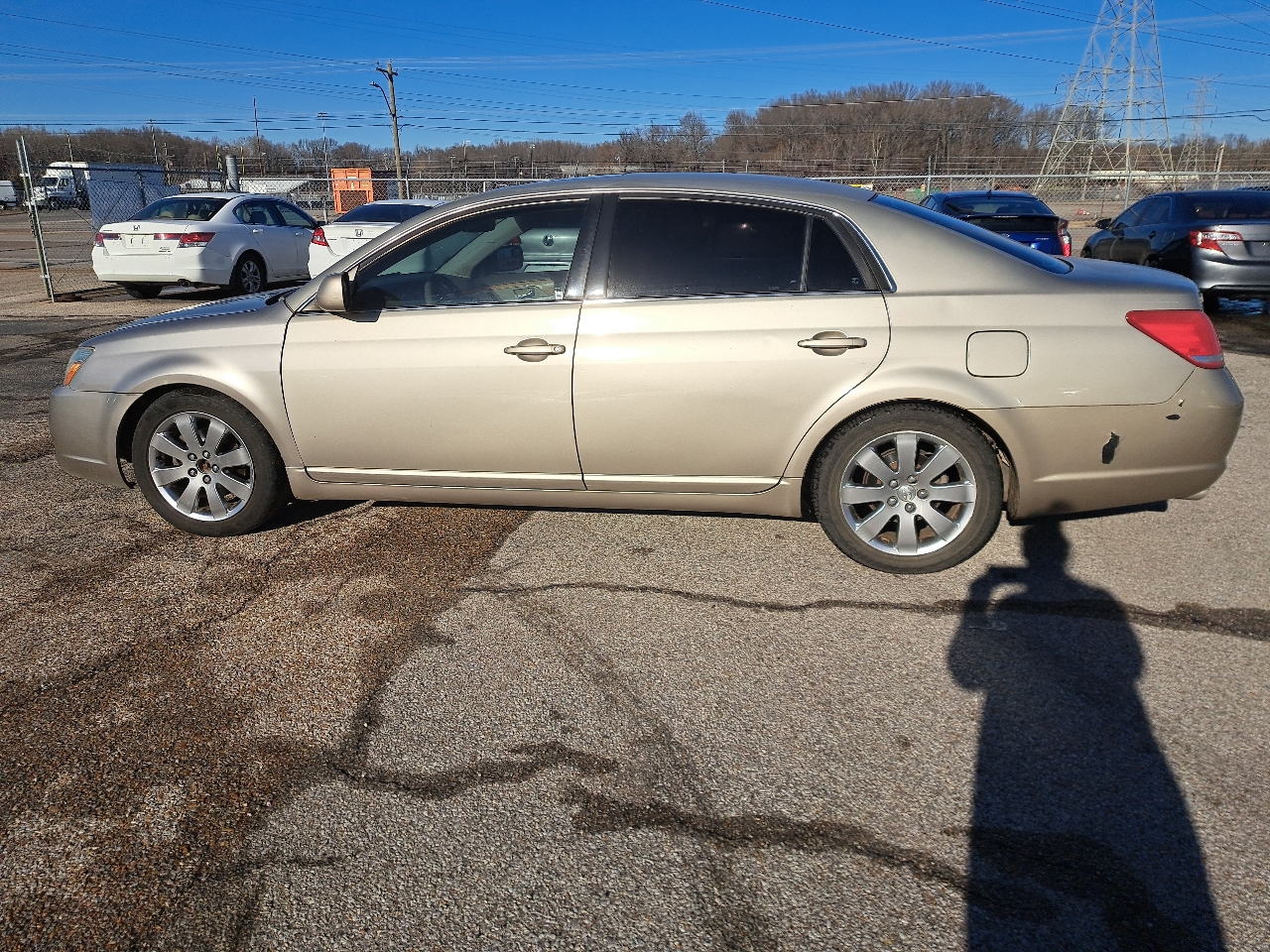 Toyota Avalon XL 2005