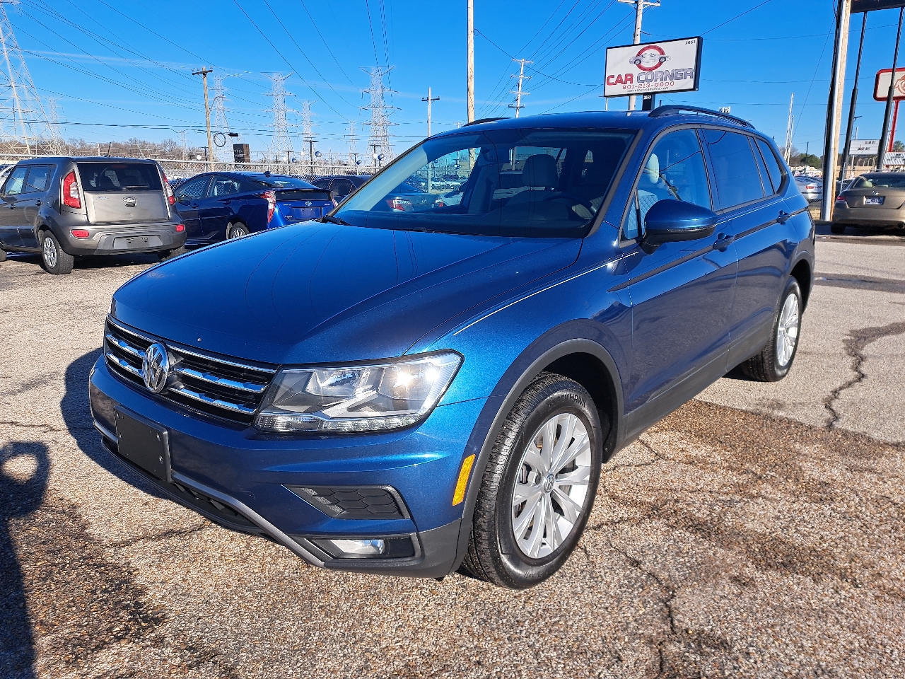 Volkswagen Tiguan S 2018