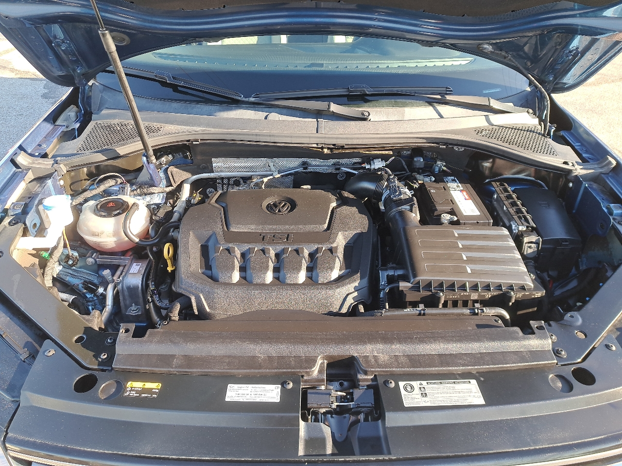 Volkswagen Tiguan S 2018