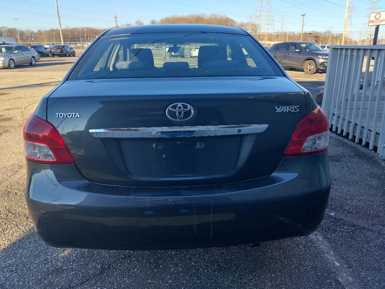 Toyota Yaris Sedan 2008