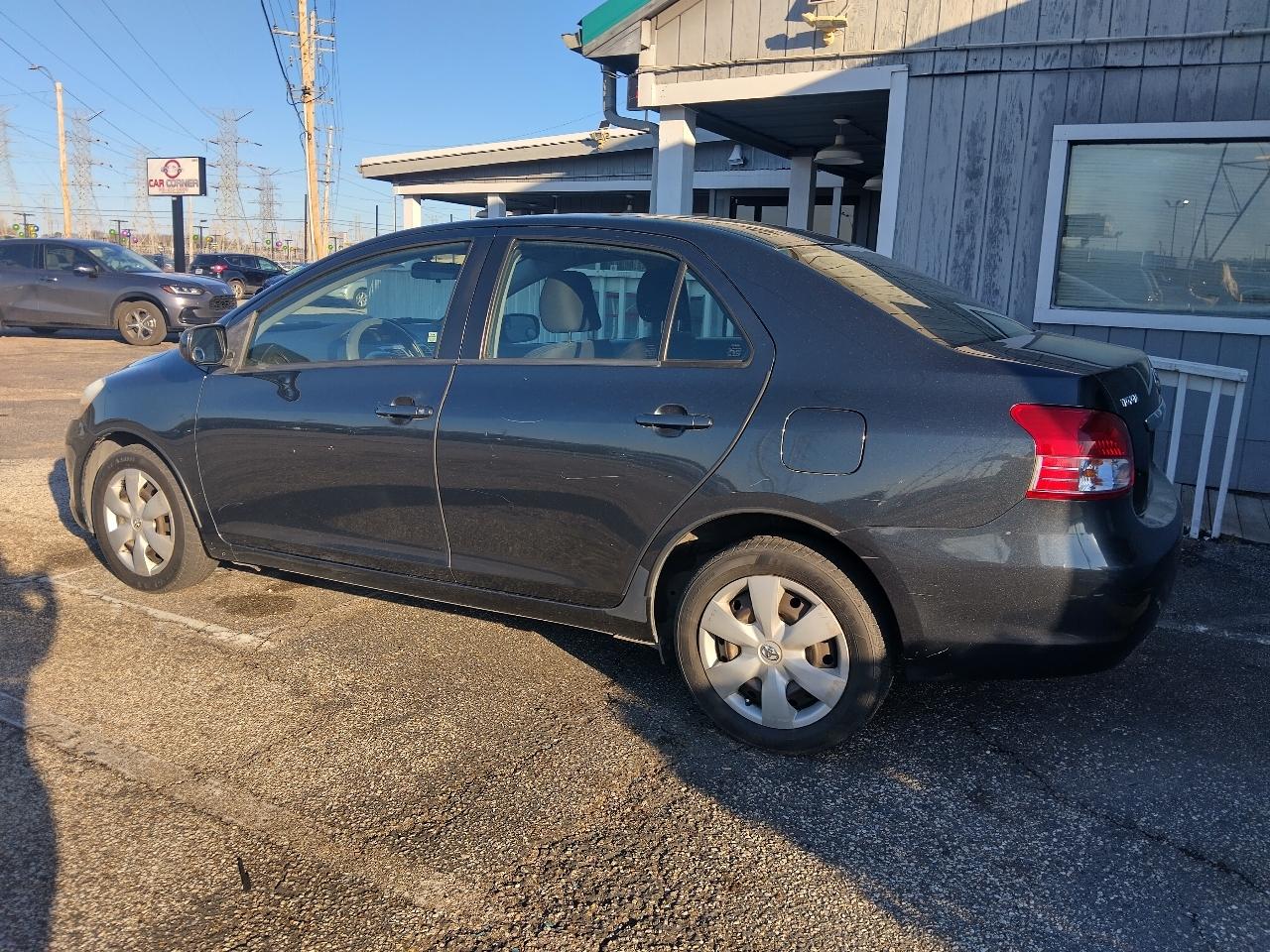 Toyota Yaris Sedan 2008