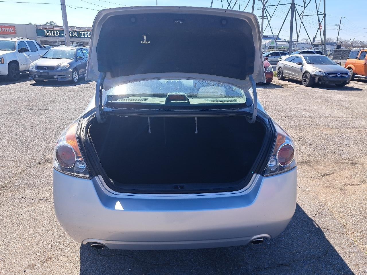 Nissan Altima 2.5 S 2010