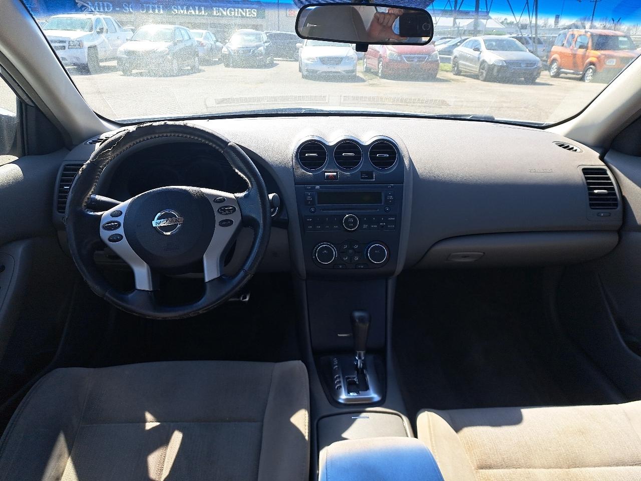 Nissan Altima 2.5 S 2010
