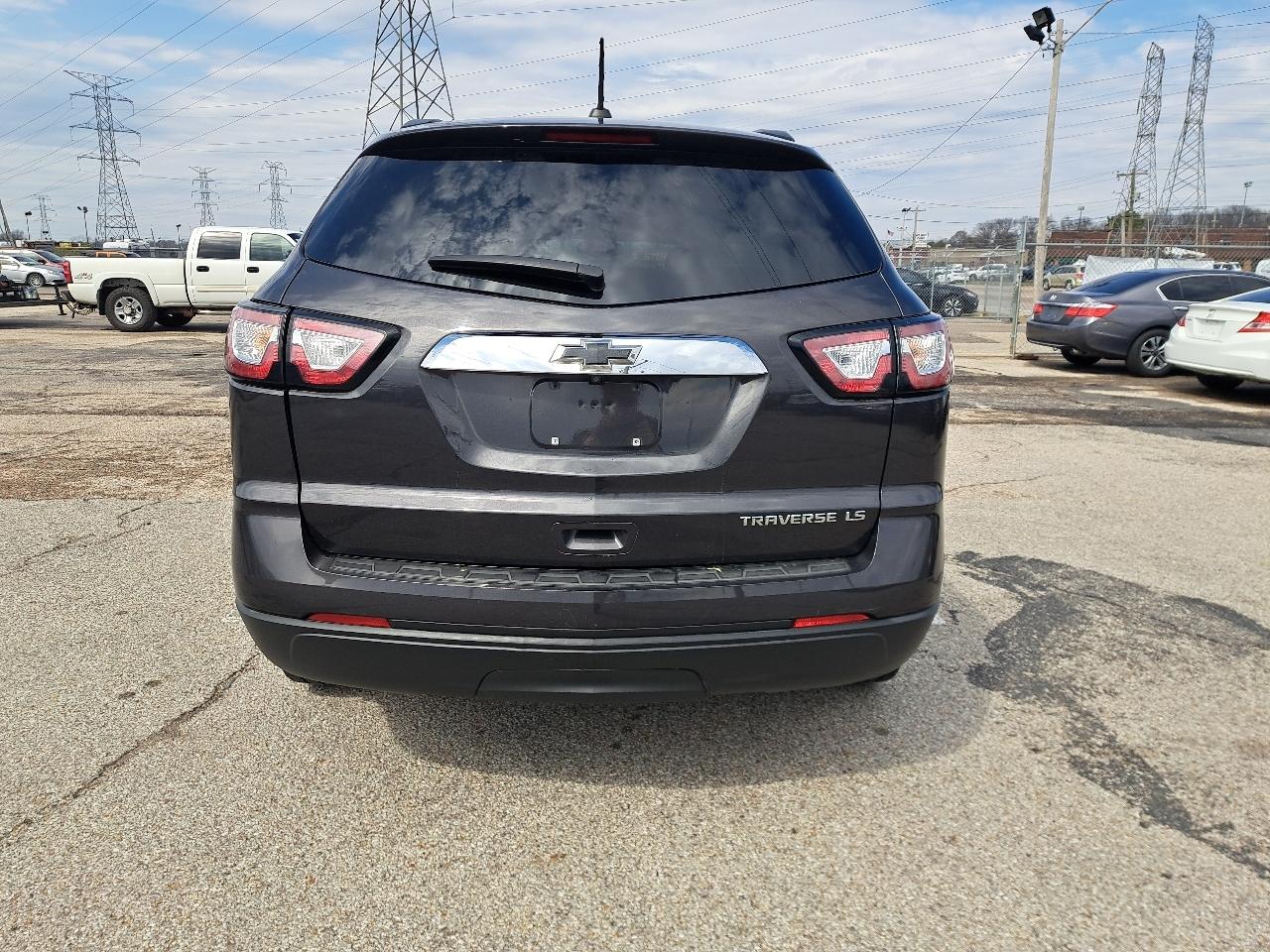 Chevrolet Traverse FWD 4dr LS 2016