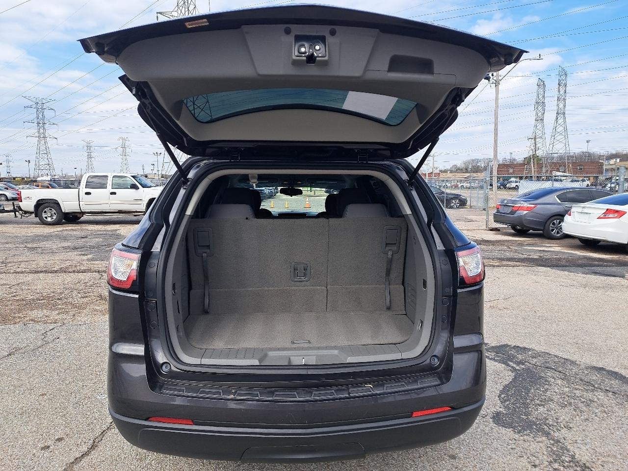 Chevrolet Traverse FWD 4dr LS 2016