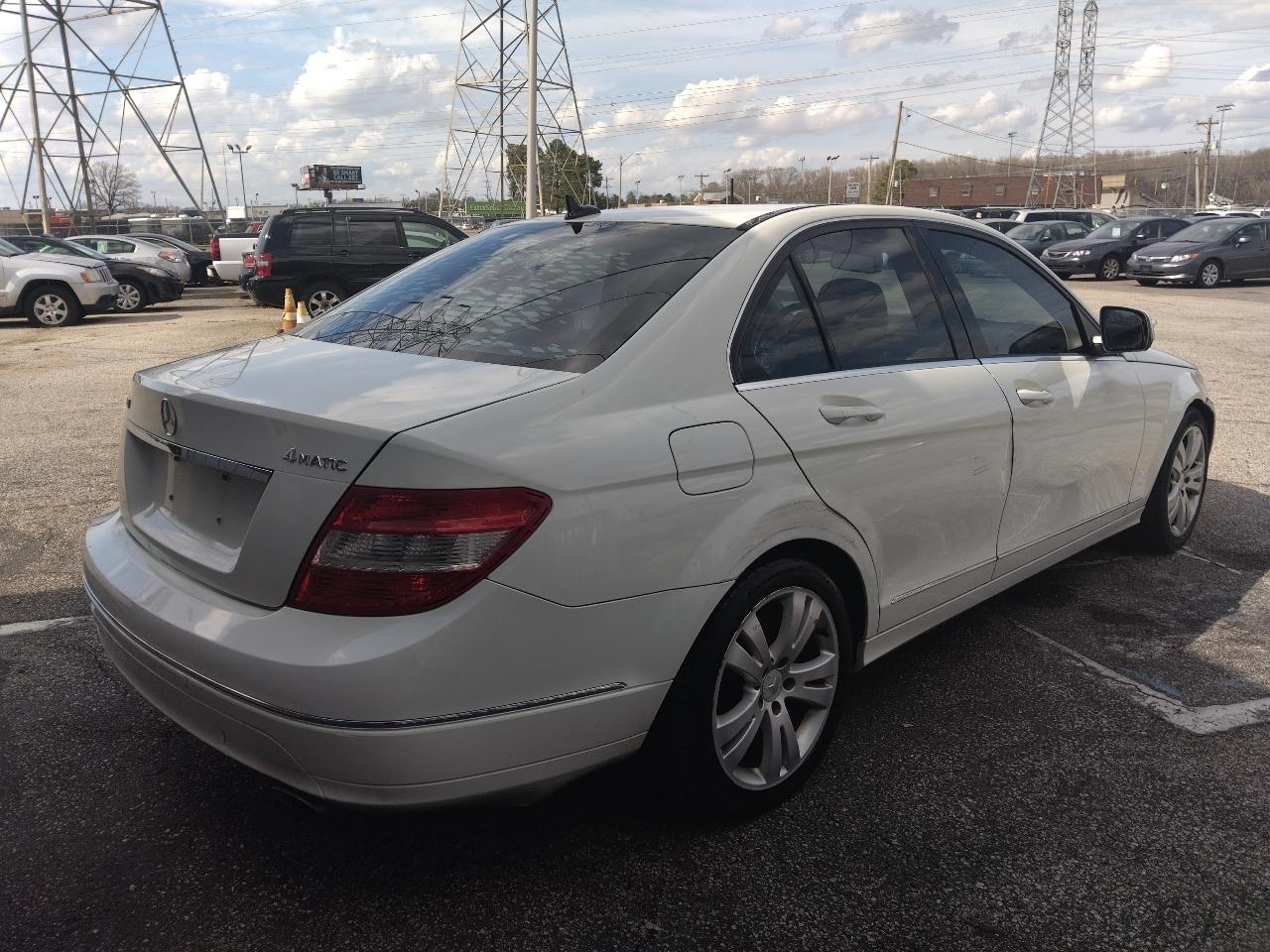 Mercedes-Benz C-Class C300 4MATIC Luxury Sedan 2009