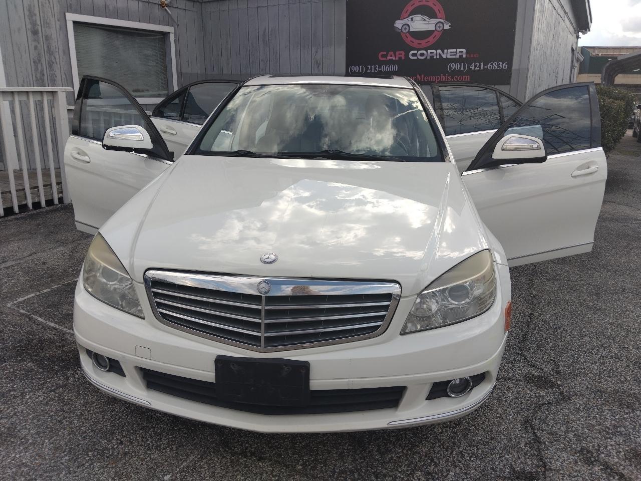 Mercedes-Benz C-Class C300 4MATIC Luxury Sedan 2009