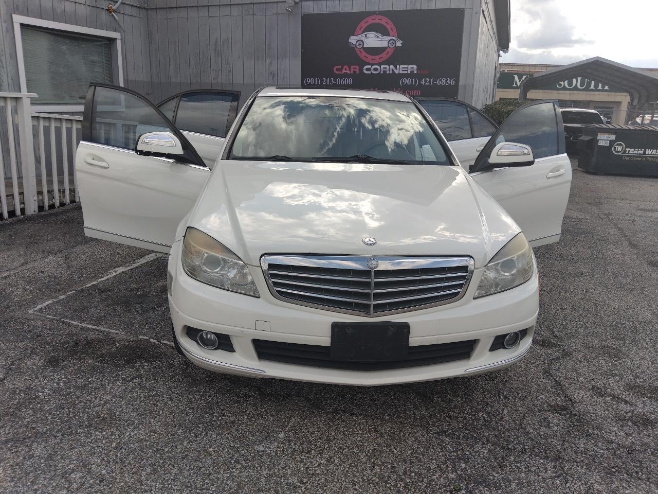 Mercedes-Benz C-Class C300 4MATIC Luxury Sedan 2009