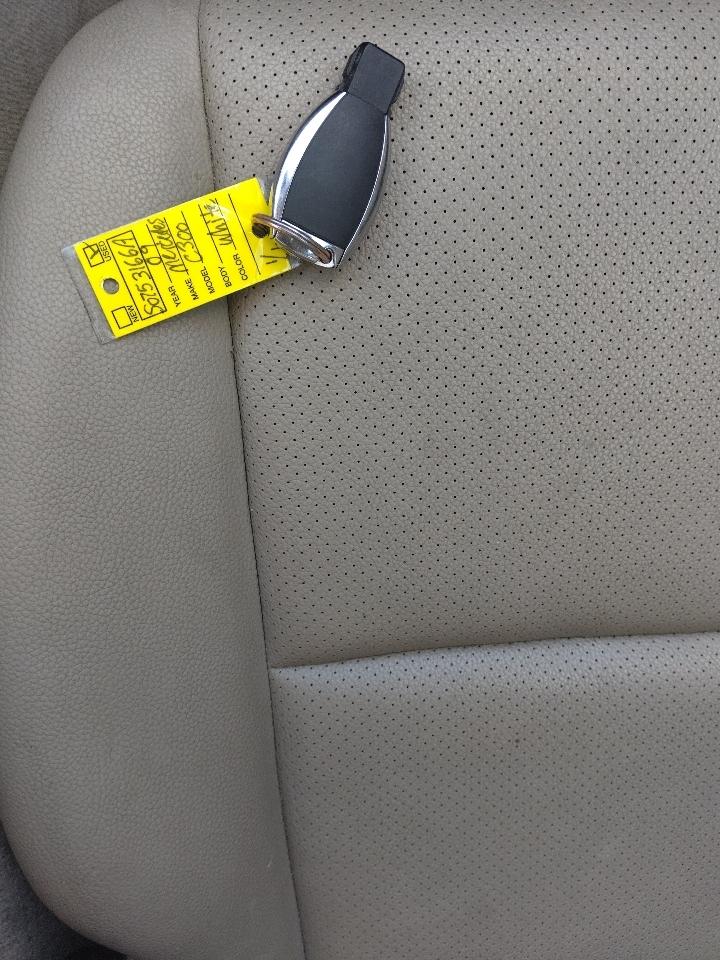 Mercedes-Benz C-Class C300 4MATIC Luxury Sedan 2009