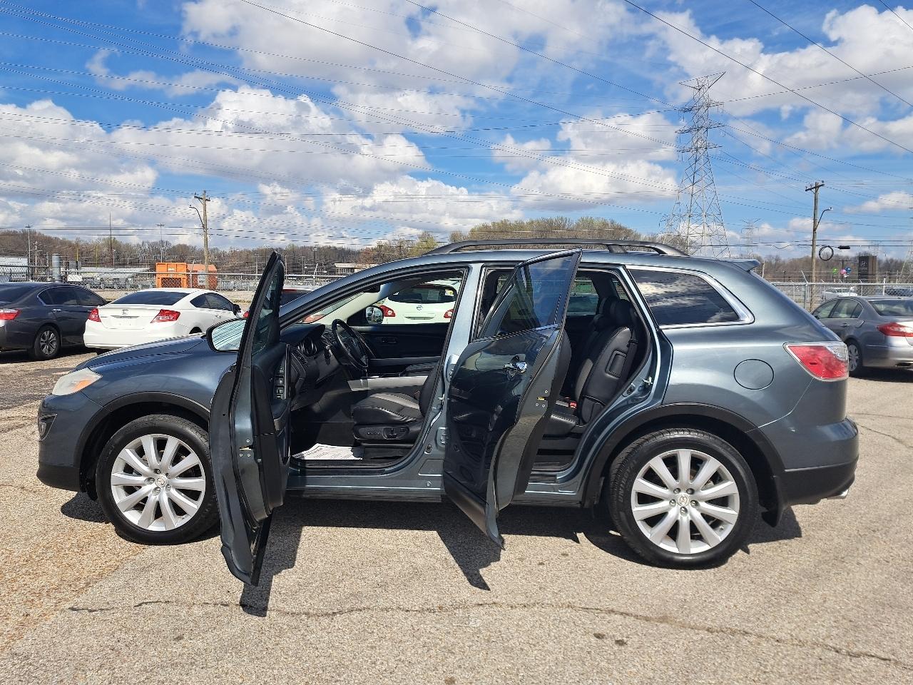 Mazda CX-9 4D SUV AWD 2010